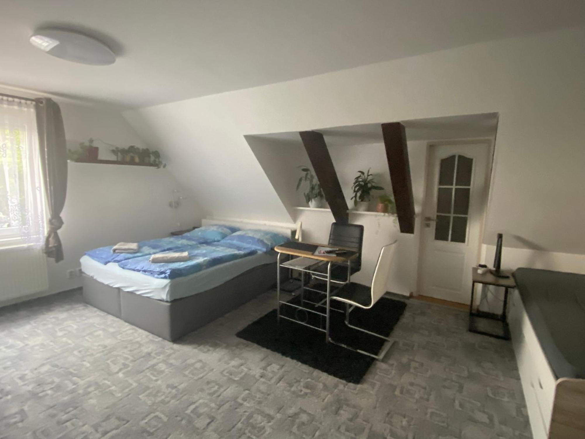 Homestay U Hanky Zdiby Exterior foto