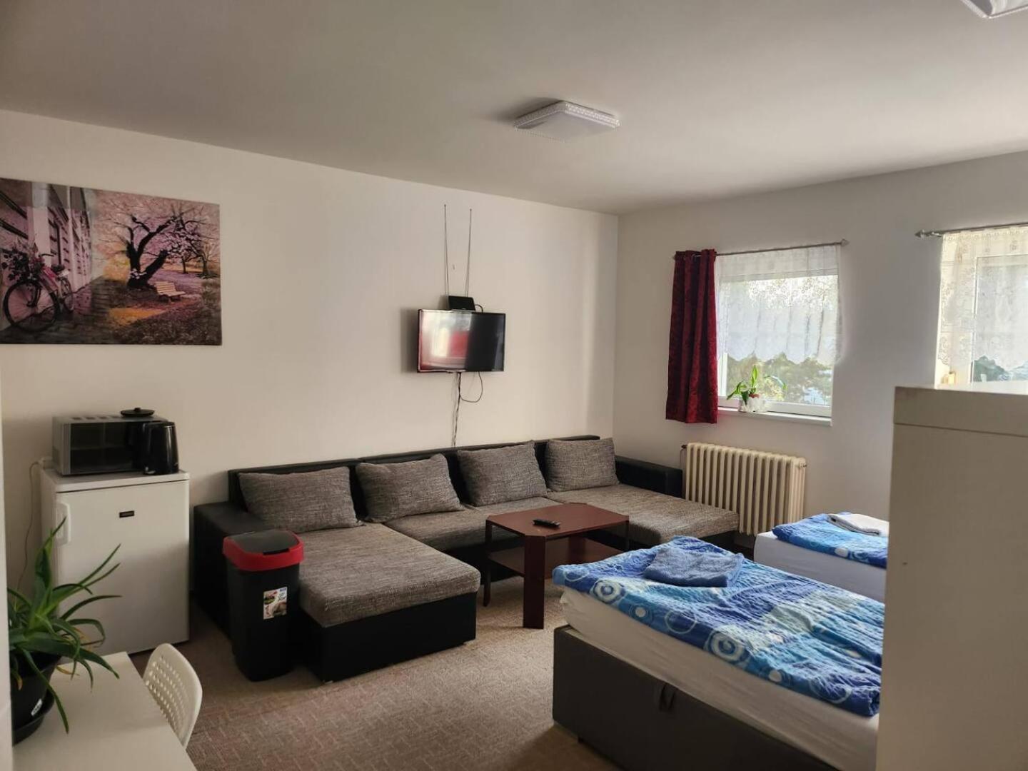 Homestay U Hanky Zdiby Exterior foto